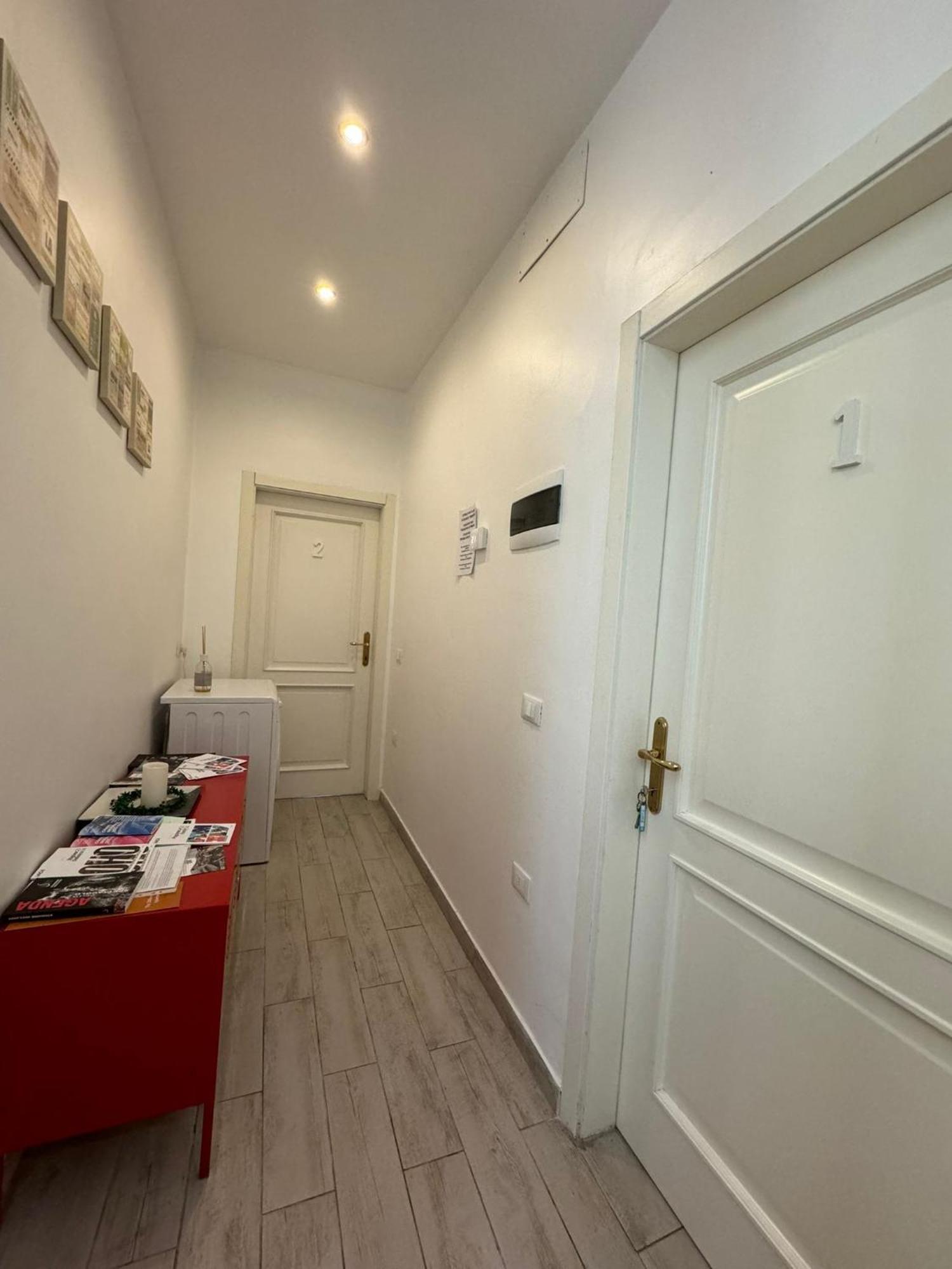 Modern Room With Private Bathroom Trento Exteriör bild