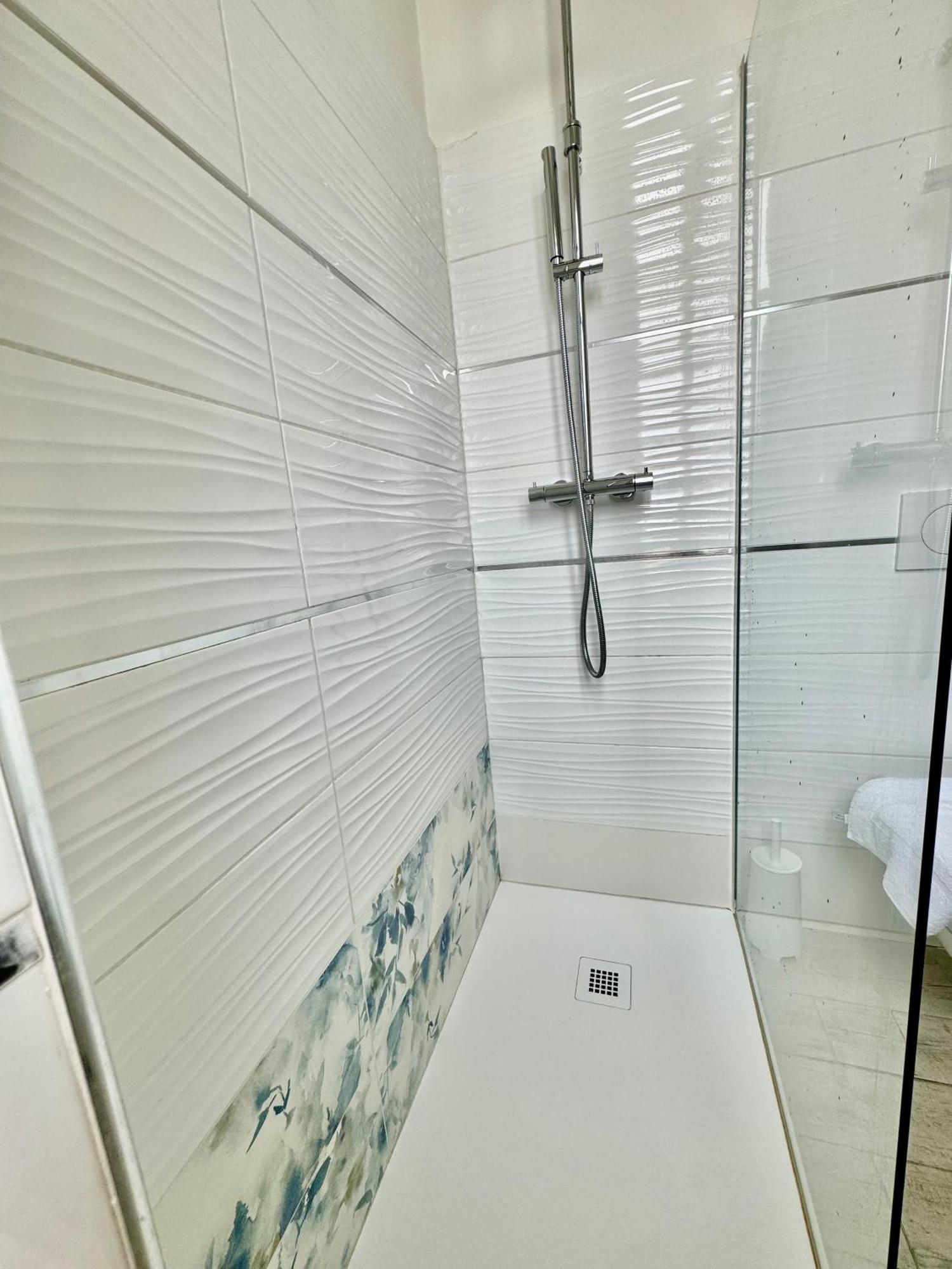 Modern Room With Private Bathroom Trento Exteriör bild